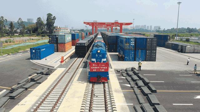 鹽田港區進出口貨物通關實現‘加速度’，國內貿易代理迎來新機遇