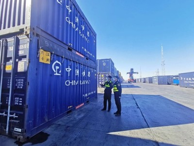 石河子海關(guān)全力保障“鐵路快通”中亞班列順利通關(guān)，助力國內(nèi)貿(mào)易代理發(fā)展